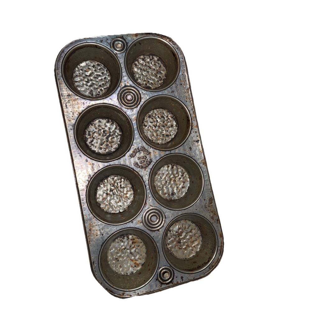 Vintage Bake King 8 Muffin Cupcake Hammered Tin Textured‎ Great Condition